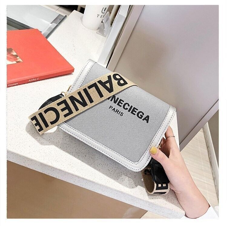 Luxury Designer Women's Shoulder Bag Handbag Fashion Square Small Single Bag