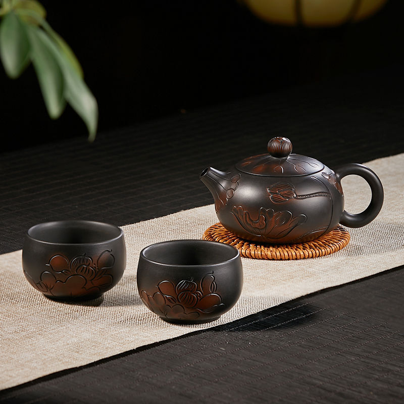 200cc Teapot Handmade Lotus Relief Xishi Pot Purple Clay Pottery Kung Fu Tea