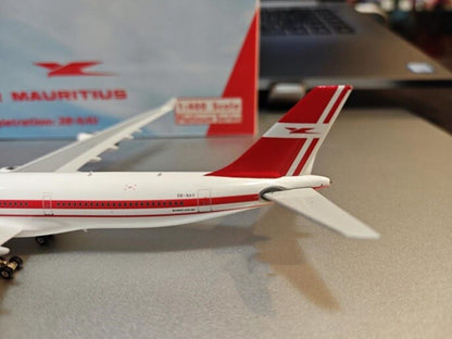 1:400 Phoenix Air Mauritius A340-300 Airplane Diecast Aircraft Plane Model