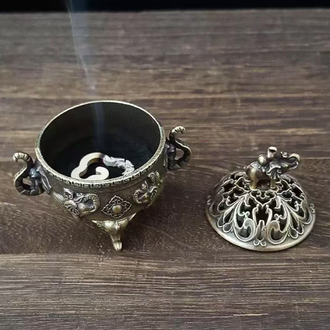 Alloy Three-Legged Tripod Incense Burner Elephant Carved Incense Censer Decor