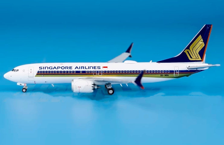 1:400 JC Wings SINGAPORE AIRLINES BOEING 737 MAX 8 Passenger Plane Diecast Model