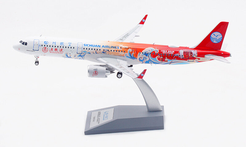 1:200 AV200 Sichuan Airlines Airbus A321neo "B-302T" Diecast Aircraft Model