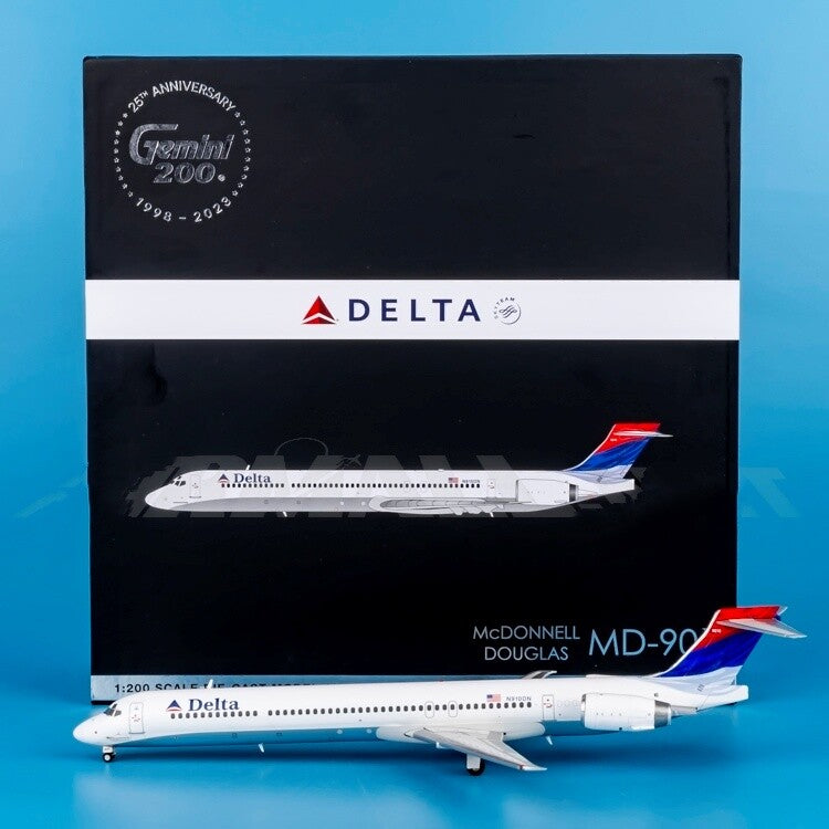 1:200 GeminiJets Delta Airlines McDonnell Douglas MD-90 Diecast Aircraft Model