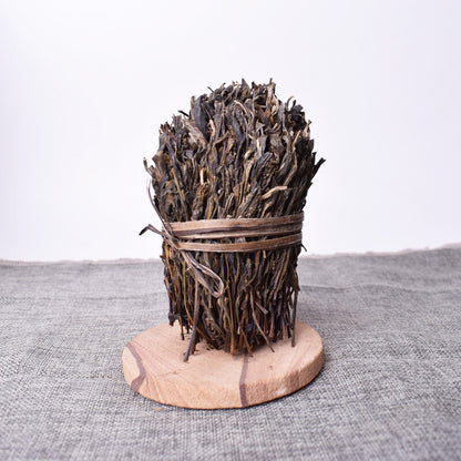 Handmade YunNan ancient puerh trees tea Raw pu-erh puerh tea Uncooked puerh