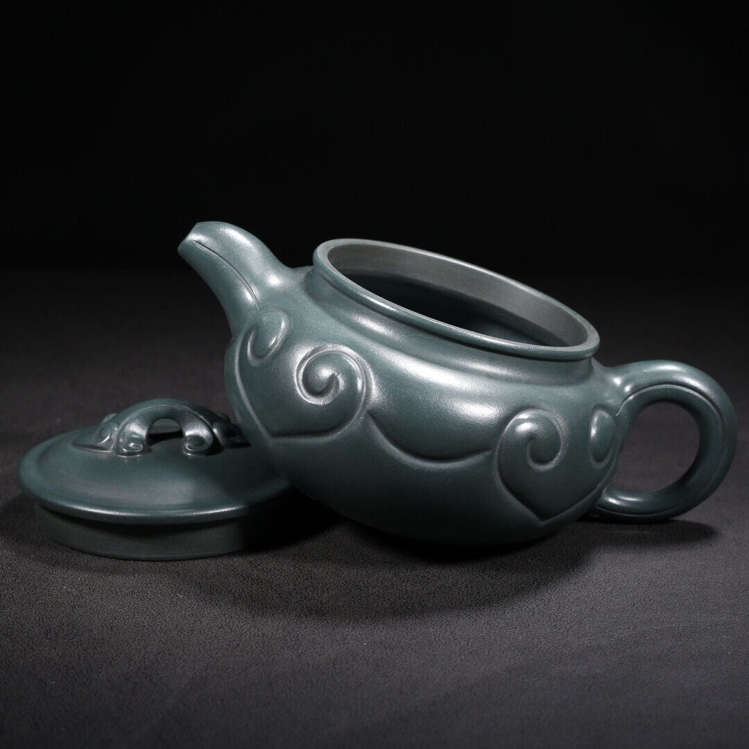 Chinese Yixing Zisha Clay Handmade Exquisite Teapot （仿古如意 底款：顾景洲）