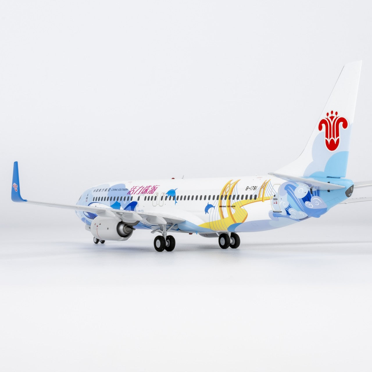1:200 NGmodels China Southern B737-800 Passenger Airplane Diecast Plane Model
