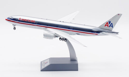 1:200 32CM InFlight American BOEING 777-200 Passenger Airplane Diecast Model