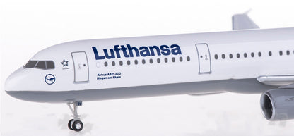 1:200 Hogan Lufthansa AIRBUS A321 Passenger Aircraft ABS Plastic Airplane Model