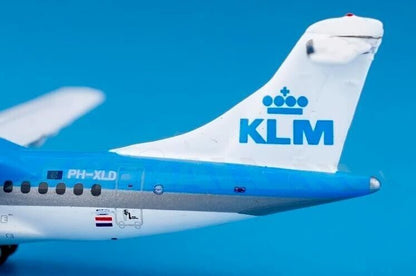 1:400 JC Wings KLM Commuter ATR-42-300 Passenger Airplane Diecast Aircraft Model