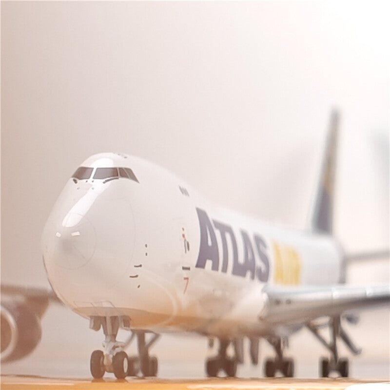 1:400 NG Model ATLAS AIR BOEING B747-8F Airplane Plane Diecast Aircraft Model