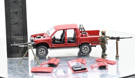 1/72 pickup truck+DSHK heavy machine gun. 50 heavy machine gun+soldier model