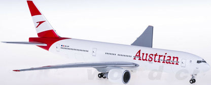 1:200 32CM Hogan Austrian BOEING 777-200ER Passenger Airplane ABS Plastic Model