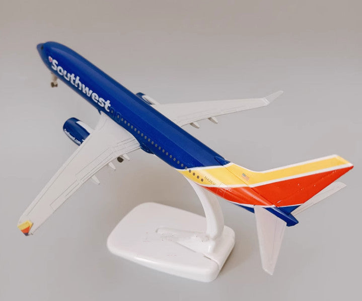 20CM Southwest BOEING 737-800 Passenger Airplane Diecast Aircraft Plane Model