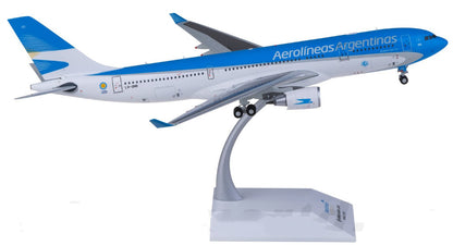 1:200 JC Wings Aerolíneas Argentinas Plane 330-200 LV-GHQ Diecast Aircraft Model