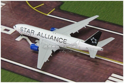 1:400 JC Wings UNITED STAR ALLIANCE B777-200ER Airplane Flap Down Diecast Model
