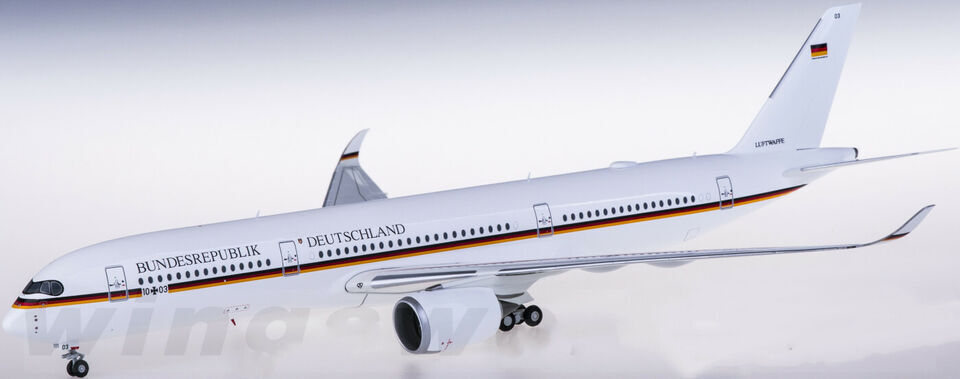 1:200 34CM Herpa Luftwaffe AIRBUS A350-900 Passenger Airplane ABS Plastic Model
