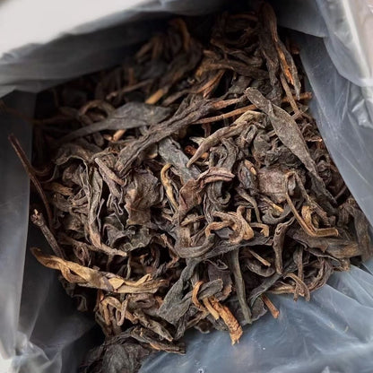 90s Tongqing Pu'er Tea Raw Banzhang Ancient Loose Leaf Old Tea Iron Jar 150g