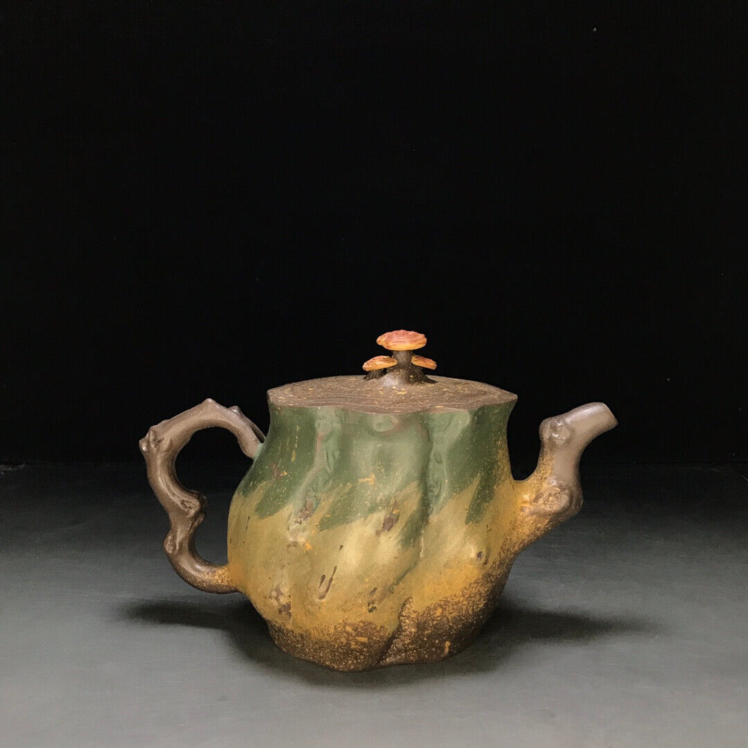 Chinese Yixing Zisha Clay Handmade Exquisite Teapot （富足长寿 底款：裴石民）