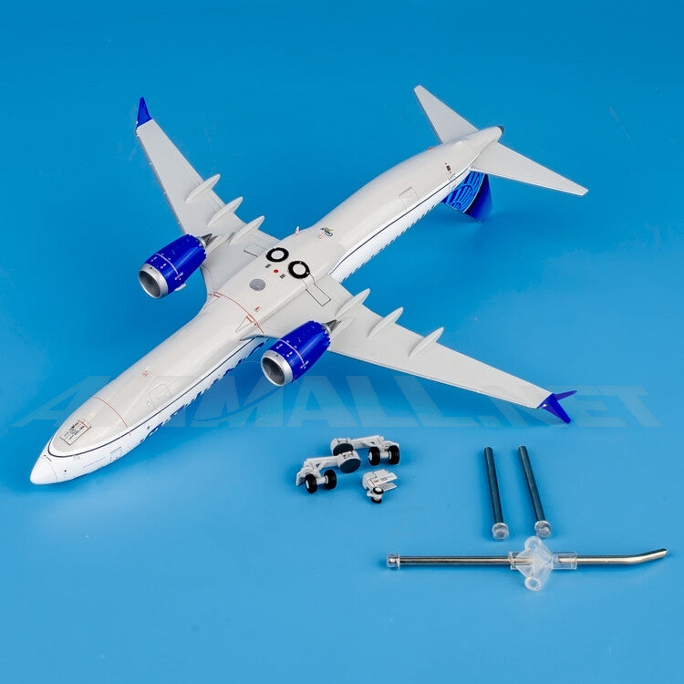 1:200 GeminiJets United Airlines Plane Boeing 737 MAX9 Diecast Aircraft Model