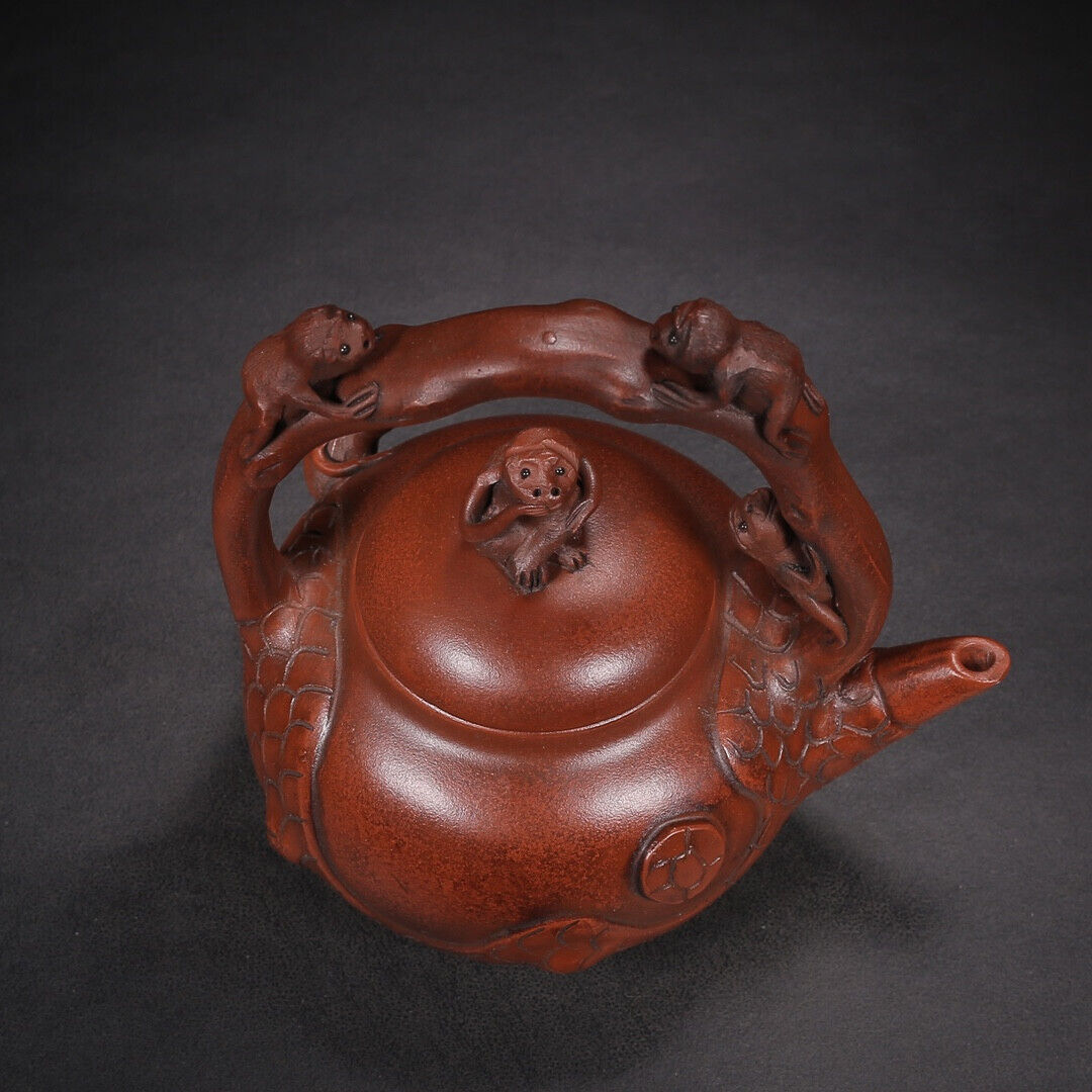 Chinese Yixing Zisha Clay Handmade Exquisite Teapot（五代封侯 底款：陈鸣远）