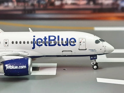 GeminiJets jetBlue for AIRBUS A220-300 N3044J 1/400 Aircraft Pre-built Model