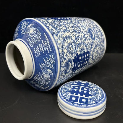 Exquisite Chinese porcelain Blue and white porcelain " 囍" pattern pot and jar