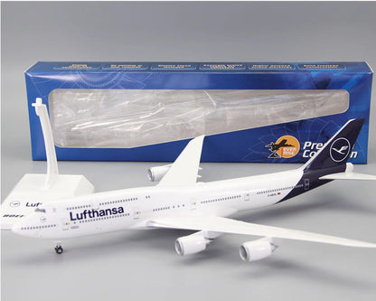 1:200 38CM RISESOON Lufthansa BOEING 747-8i Passenger Airplane ABS Plastic Model