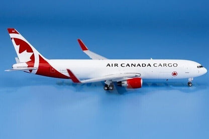 1:400 Phoenix AIR CANADA CARGO BOEING 767-300ER Aircraft Diecast Airplane Model