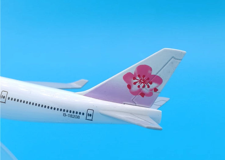 16cm CHINA AIRLINES BOEING 747-400 Passenger Airplane Diecast Aircraft Model