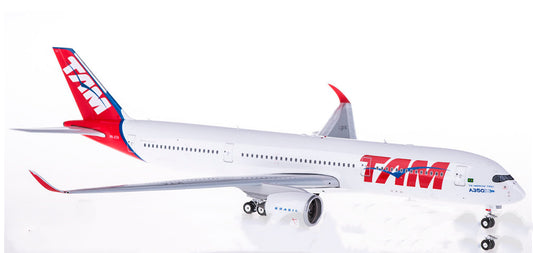 1:200 Eagle TAM Airlines Airbus A350-900 PR-XTA Passenger Airplane Diecast Model