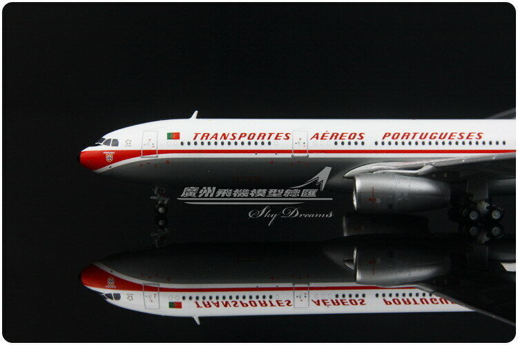 1:400 GeminiJets TAP AIRBUS A330-300 Passenger Airplane Diecast Aircraft Model