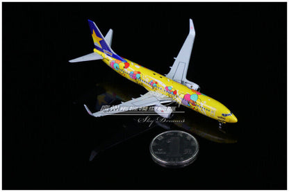 1:400 Phoenix Skymark Airlines BOEING 737-800 Passenger Airplane Diecast Model