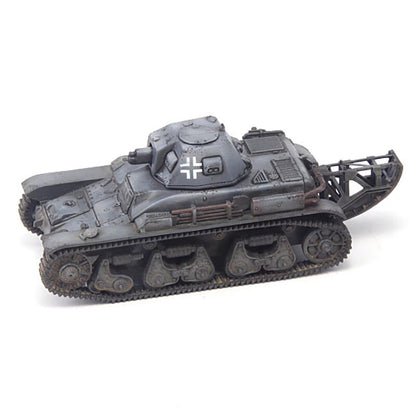 S-Model 1/72 German 35R731(f) Military Tank Finished Model Toys Ornament