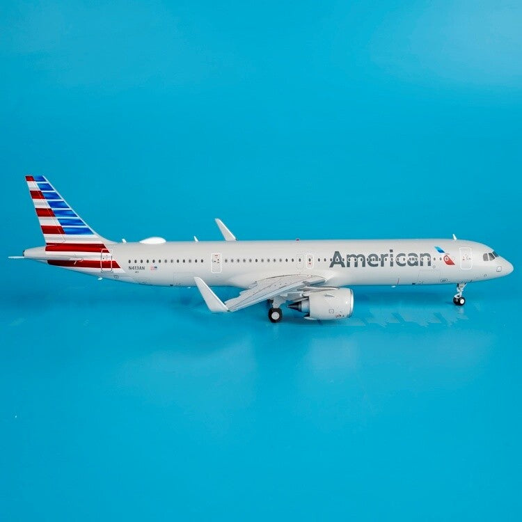 1:200 Geminijets American Airlines Airbus A321neo Airplane Diecast Model