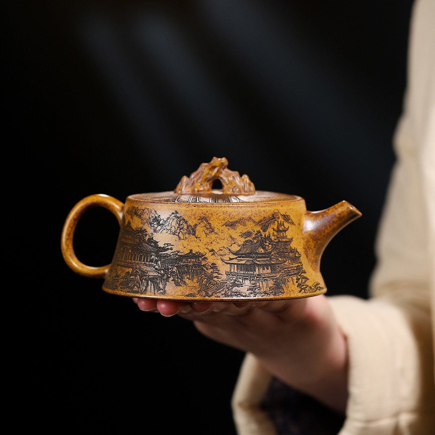 China Yixing Purple Clay Teapot for Home Teapot