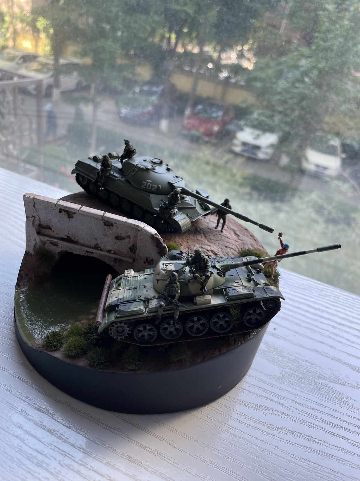 1/72 Suburban Bridge Scene Platform Model For Tank Military Scene/give Away Girl