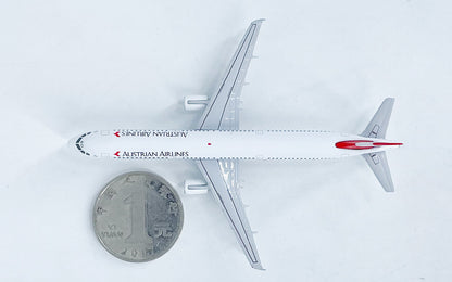1:500 StarJets AUSTRIAN AIRLINES AIRBUS A321 Passenger Airplane Diecast Model