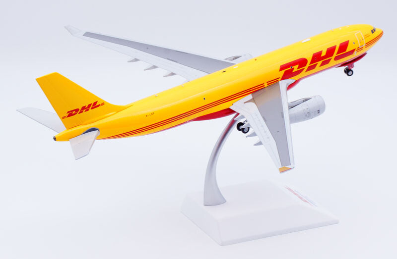1:200 JC Wings DHL AIRBUS A330-200F Passenger Airplane Diecast Aircraft Model