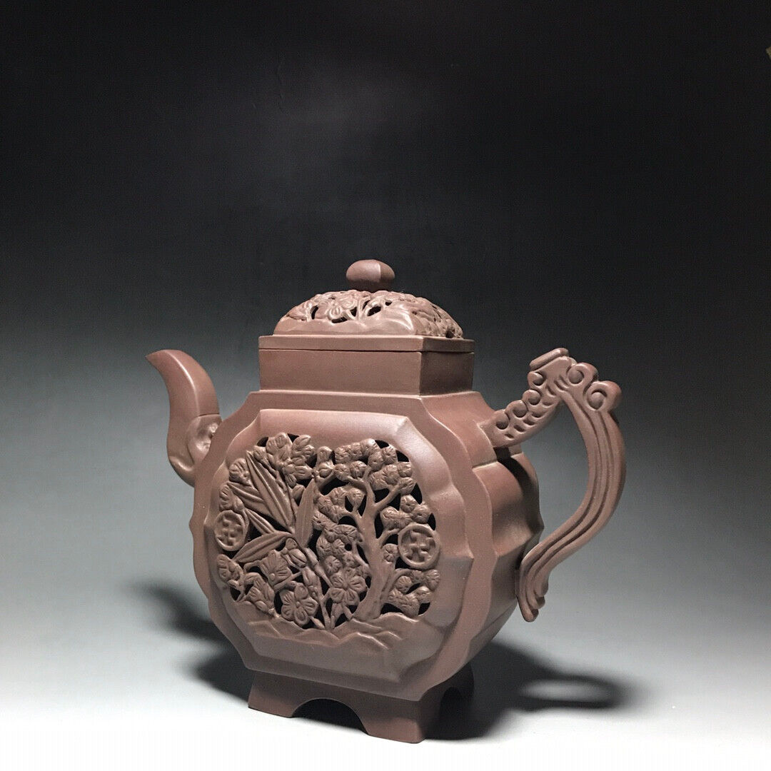 Chinese Yixing Zisha Clay Handmade Exquisite Teapot （镂空松竹梅 底款：如图）