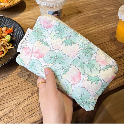 Strawberry Cosmetic Bag Makeup Pouch Zipper Make Up Organizer Bag Case Toiletry