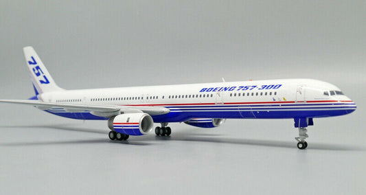 1:200 28CM JC Wings BOEING 757-300 Passenger Airplane Diecast Aircraft Model