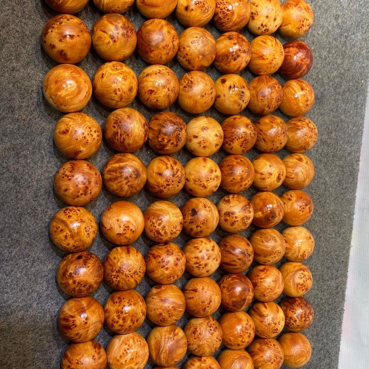 Thuja Cypress Burl Health Balls Massage Balls Solid Wood Pair
