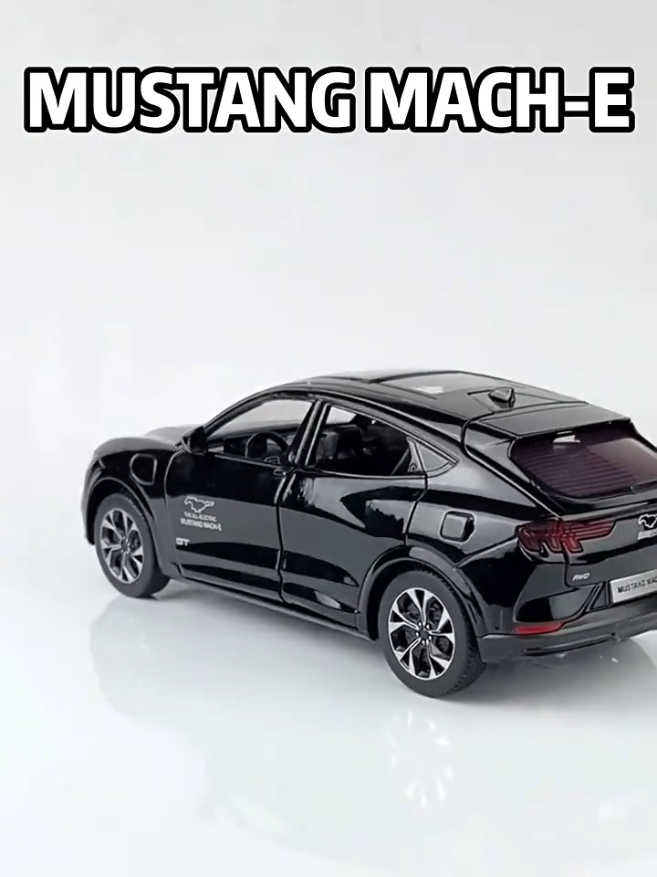 1:24 Ford Mustang Electric Horse Mach-E Diecast Model Car
