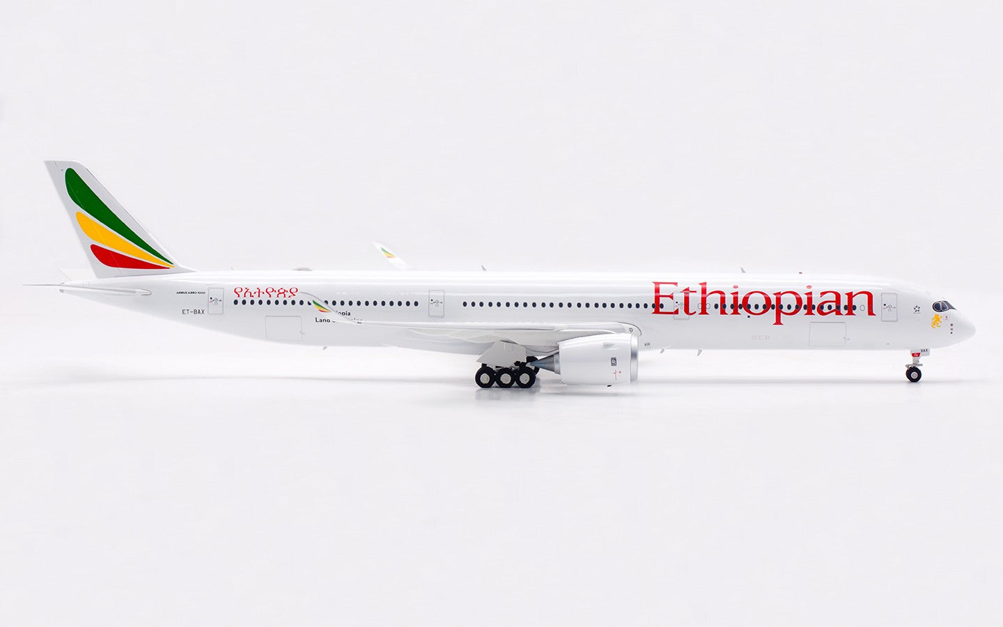 1:200 InFlight Ethiopian A350-1000 Passenger Airplane Diecast Aircraft Model