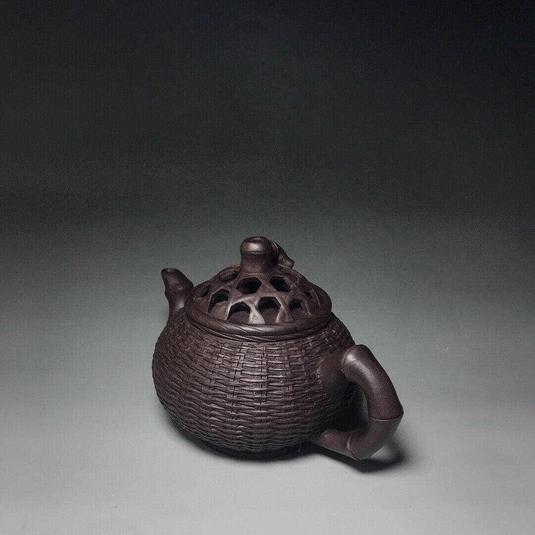 Chinese Yixing Zisha Clay Handmade Exquisite Teapot （竹编壶 底款：王国望））