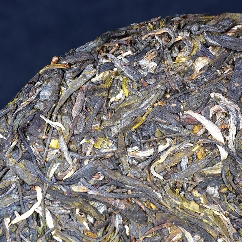 357g Yiwu Cha Tea Ancient Tree Spring Tea Yunnan Pu'er Tea Seven Seed Cake