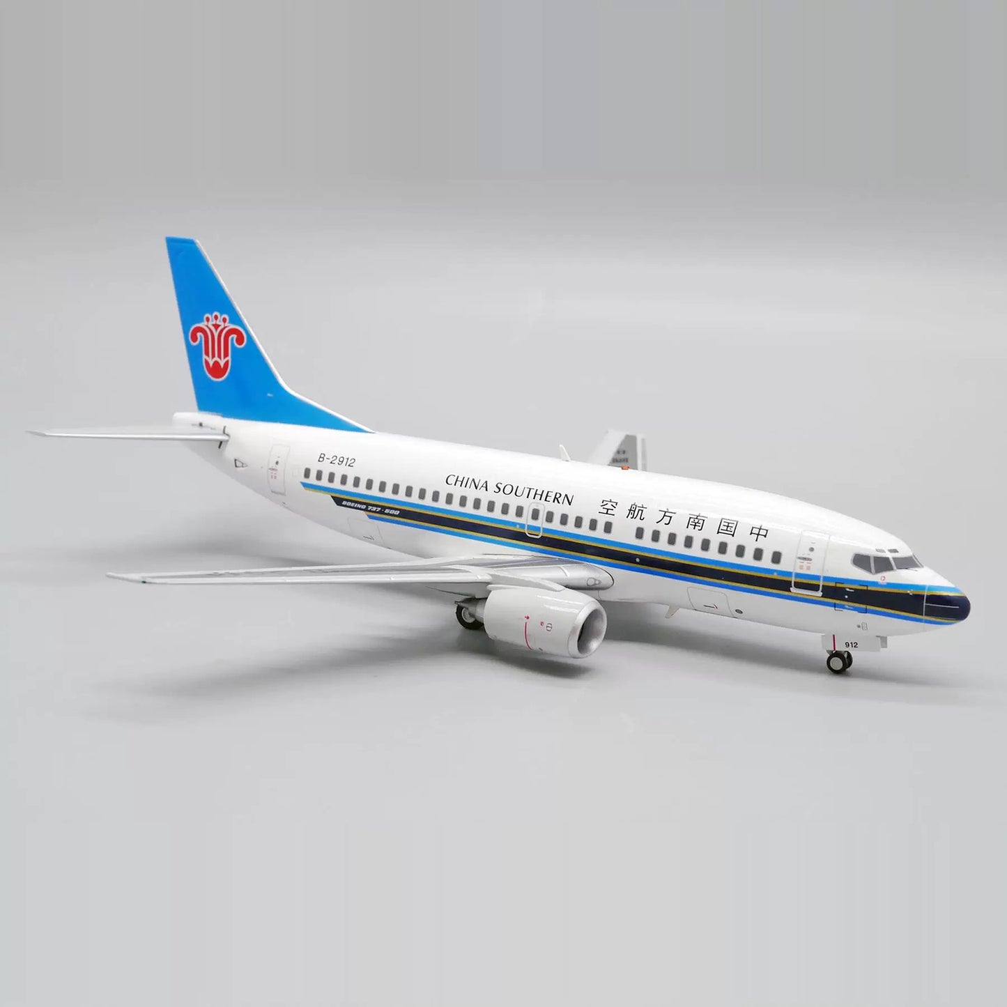 1:200 JC Wings China Southern Airlines Plane B737-500 Diecast Aircraft Model