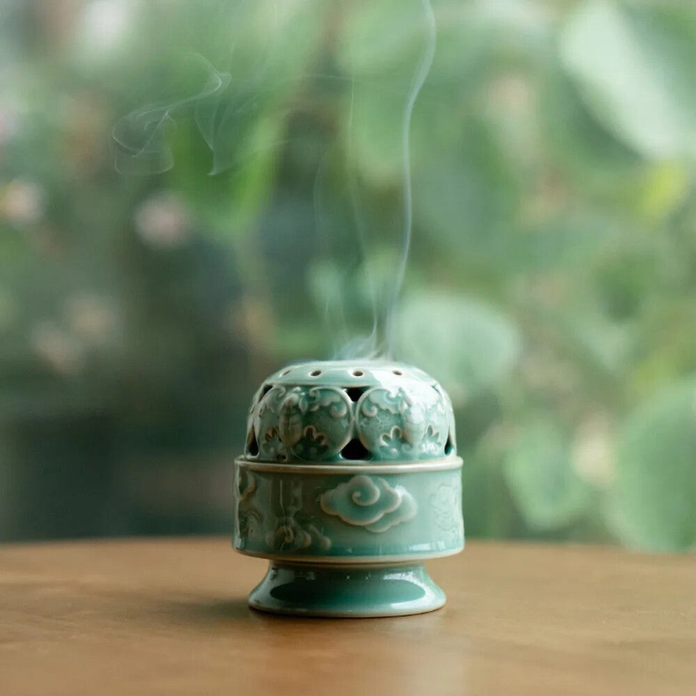 Yue Kiln Celadon Incense Holder Elegant Relief Scented Tea Ceremony Home Decor