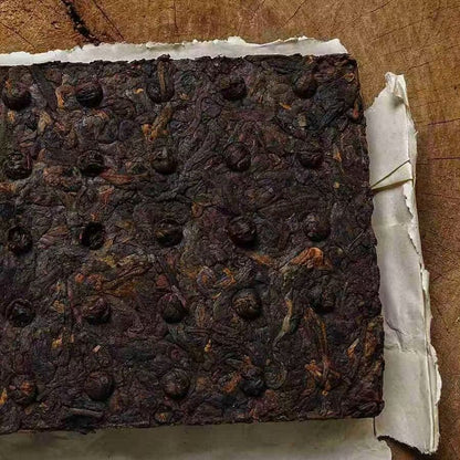 250g Yunnan Ripe Pu-erh Tea Brick 2007 Menghai Aged Cooked Puerh Tea Old Pu'er