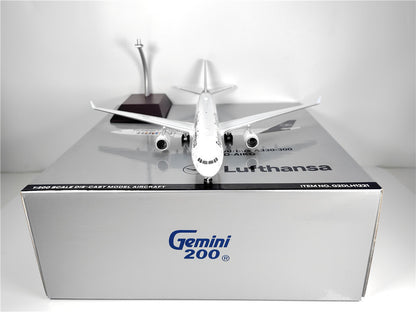 1:200 Geminijets Lufthansa AIRBUS 330-300 Passenger Plane Diecast Aircraft Model